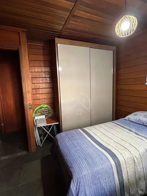 Casa com 3 quartos para alugar, 500m2 em Vila Petrópolis, Atibaia - SP - imagem 8 Foto 8 de Casa com 3 quartos para alugar, 500m2 em Vila Petrópolis, Atibaia - SP