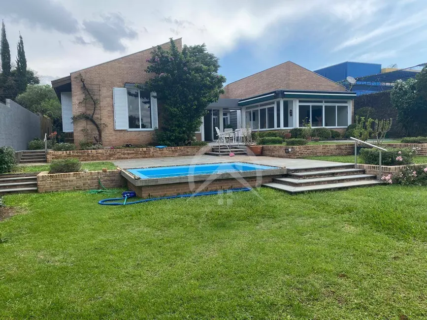 Foto 1 de Casa com 4 quartos à venda e para alugar, 1000m2 em Vila Esperia ou Giglio, Atibaia - SP