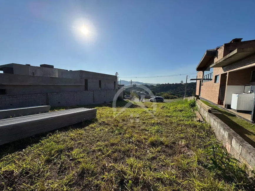 Foto 1 de Terreno / Lote à venda, 360m2 em Bom Jesus Dos Perdoes - SP