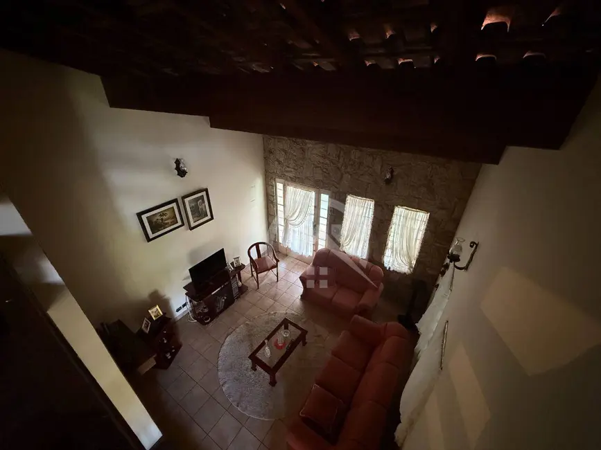 Foto 3 de Casa com 3 quartos à venda, 364m2 em Jardim do Lago, Atibaia - SP