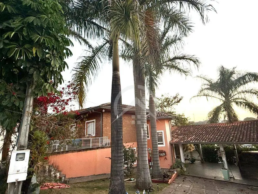 Casa com 4 quartos à venda e para alugar, 750m2 em Atibaia - SP - imagem 1 Foto 1 de Casa com 4 quartos à venda e para alugar, 750m2 em Atibaia - SP