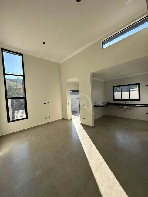 Foto 4 de Casa com 2 quartos à venda, 110m2 em Bom Jesus Dos Perdoes - SP