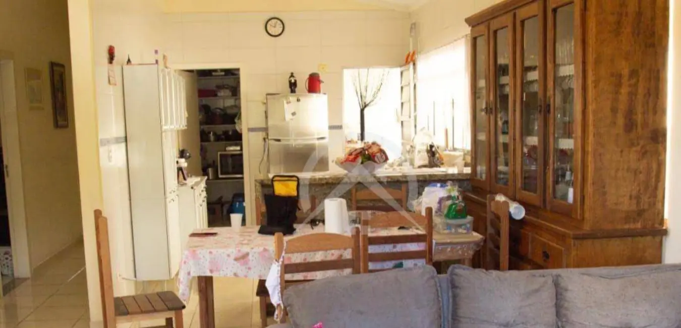 Foto 4 de Sobrado com 3 quartos à venda, 300m2 em Centro, Bom Jesus Dos Perdoes - SP