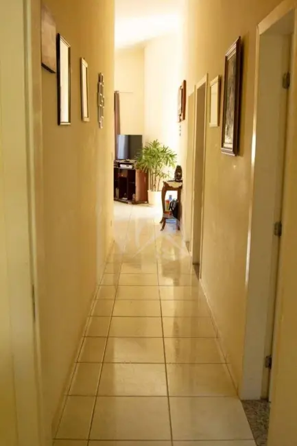 Foto 3 de Sobrado com 3 quartos à venda, 300m2 em Centro, Bom Jesus Dos Perdoes - SP