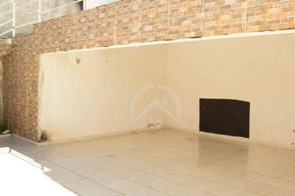 Foto 8 de Sobrado com 3 quartos à venda, 300m2 em Centro, Bom Jesus Dos Perdoes - SP