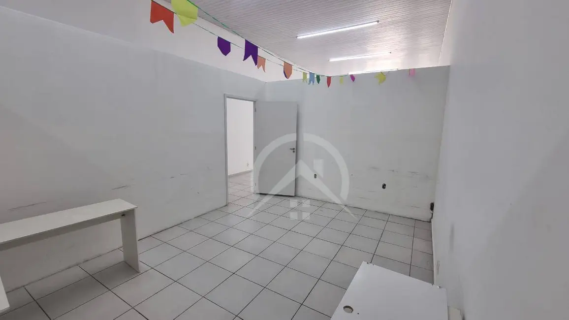 Sala Comercial para alugar, 150m2 em Centro, Atibaia - SP - imagem 4 Foto 4 de Sala Comercial para alugar, 150m2 em Centro, Atibaia - SP