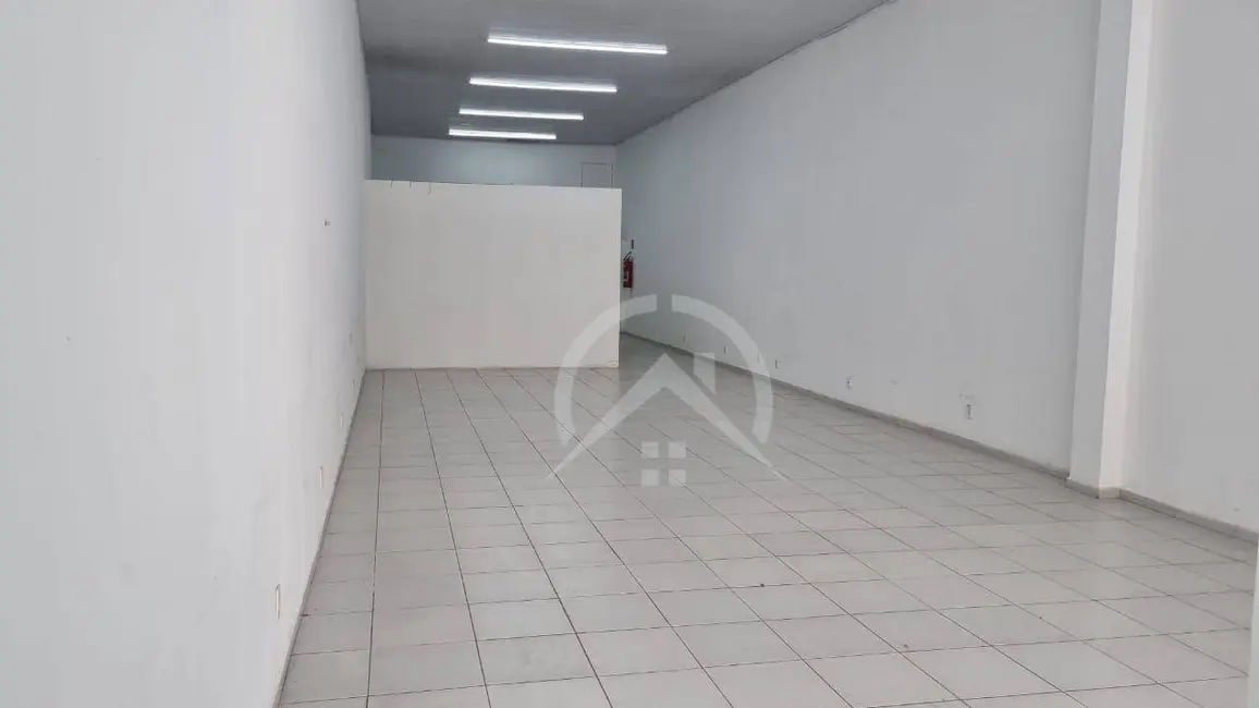 Sala Comercial para alugar, 150m2 em Centro, Atibaia - SP - imagem 2 Foto 2 de Sala Comercial para alugar, 150m2 em Centro, Atibaia - SP