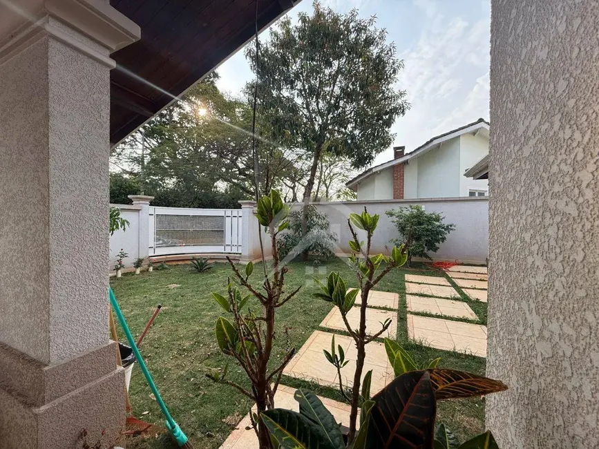 Foto 3 de Casa com 5 quartos para alugar, 800m2 em Nova Gardênia, Atibaia - SP