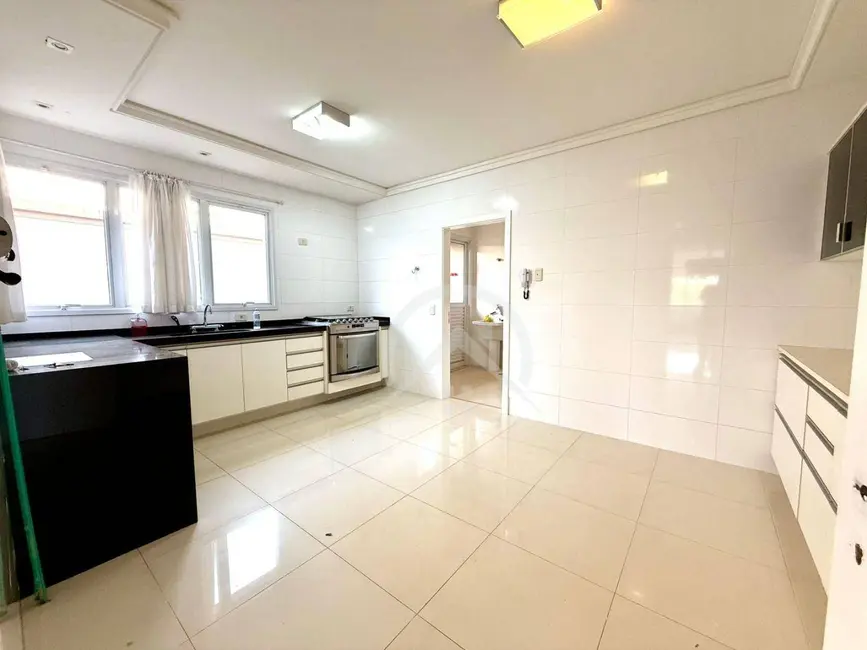 Foto 6 de Casa com 5 quartos para alugar, 800m2 em Nova Gardênia, Atibaia - SP