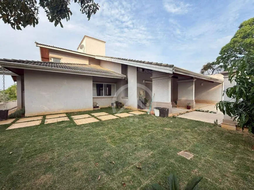 Foto 2 de Casa com 5 quartos para alugar, 800m2 em Nova Gardênia, Atibaia - SP