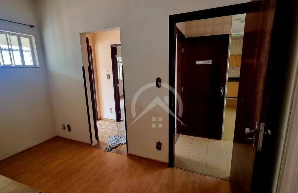 Casa com 3 quartos para alugar, 262m2 em Jardim Brasil, Atibaia - SP - imagem 8 Foto 8 de Casa com 3 quartos para alugar, 262m2 em Jardim Brasil, Atibaia - SP