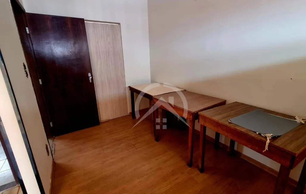 Casa com 3 quartos para alugar, 262m2 em Jardim Brasil, Atibaia - SP - imagem 7 Foto 7 de Casa com 3 quartos para alugar, 262m2 em Jardim Brasil, Atibaia - SP