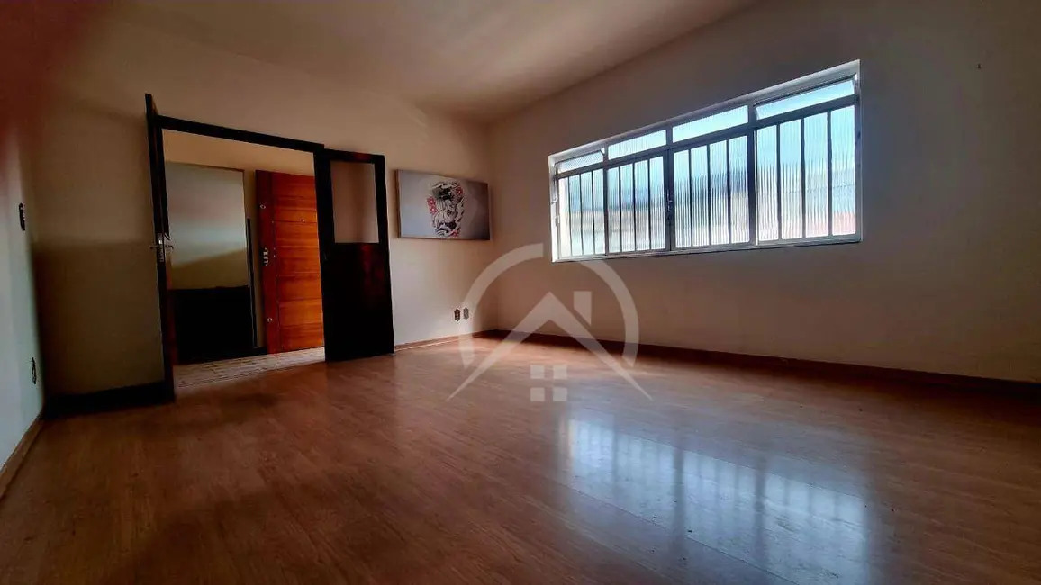 Casa com 3 quartos para alugar, 262m2 em Jardim Brasil, Atibaia - SP - imagem 5 Foto 5 de Casa com 3 quartos para alugar, 262m2 em Jardim Brasil, Atibaia - SP