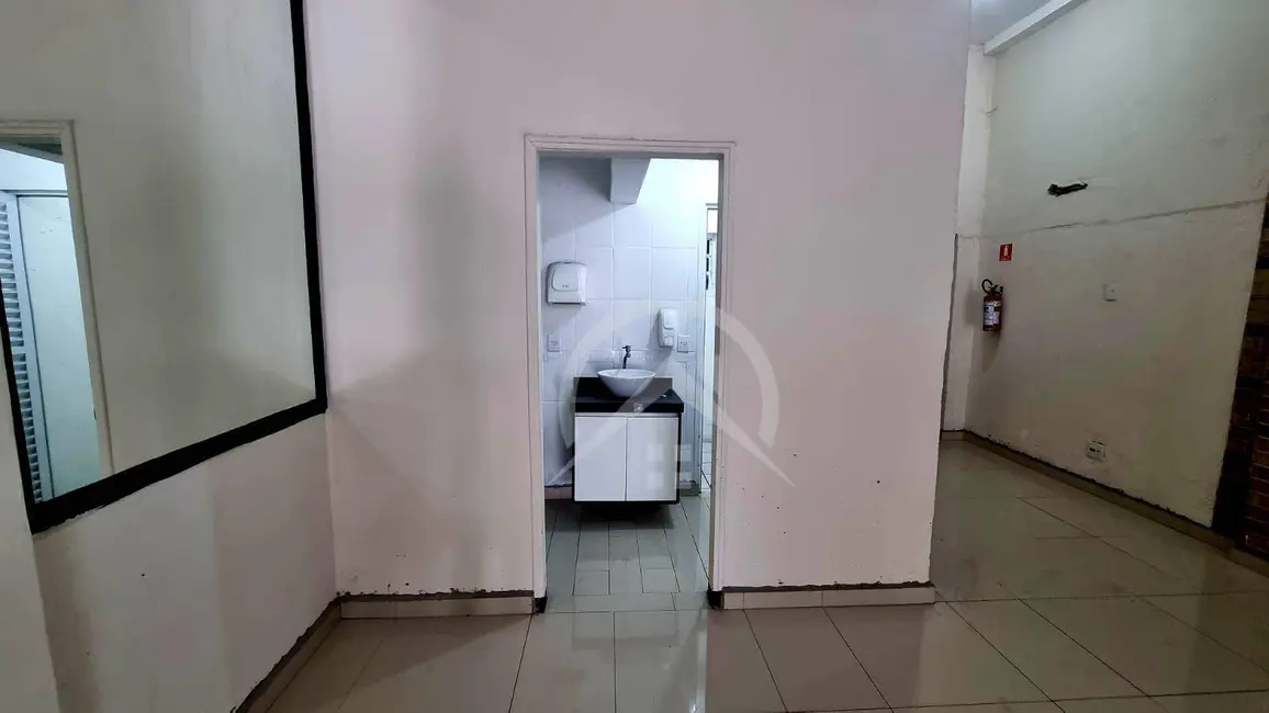 Foto 9 de Sala Comercial para alugar, 250m2 em Vila Thais, Atibaia - SP