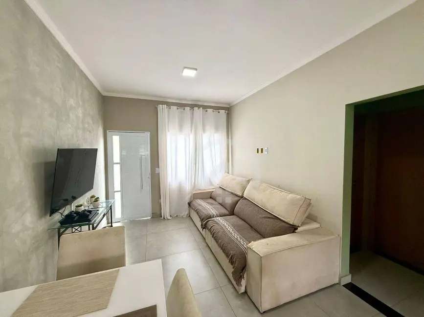 Foto 6 de Casa com 2 quartos à venda, 200m2 em Centro, Bom Jesus Dos Perdoes - SP