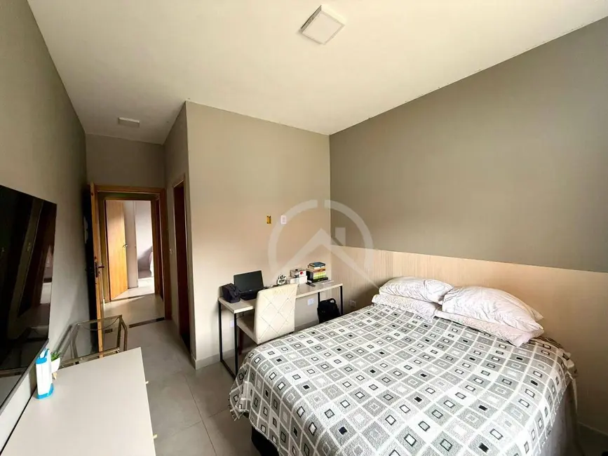 Foto 5 de Casa com 2 quartos à venda, 200m2 em Centro, Bom Jesus Dos Perdoes - SP