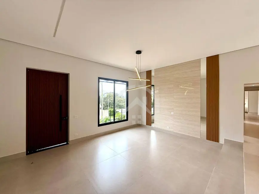 Sobrado com 4 quartos à venda e para alugar, 1100m2 em Atibaia - SP - imagem 5 Foto 5 de Sobrado com 4 quartos à venda e para alugar, 1100m2 em Atibaia - SP