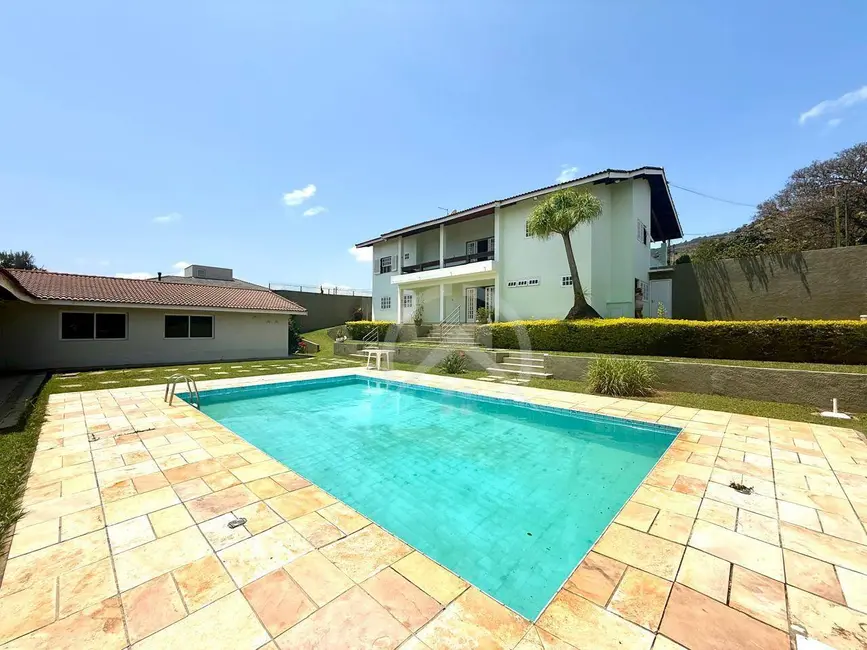 Foto 1 de Sobrado com 4 quartos à venda e para alugar, 1054m2 em Atibaia - SP