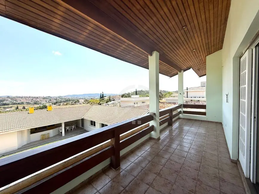 Foto 9 de Sobrado com 4 quartos à venda e para alugar, 1054m2 em Atibaia - SP