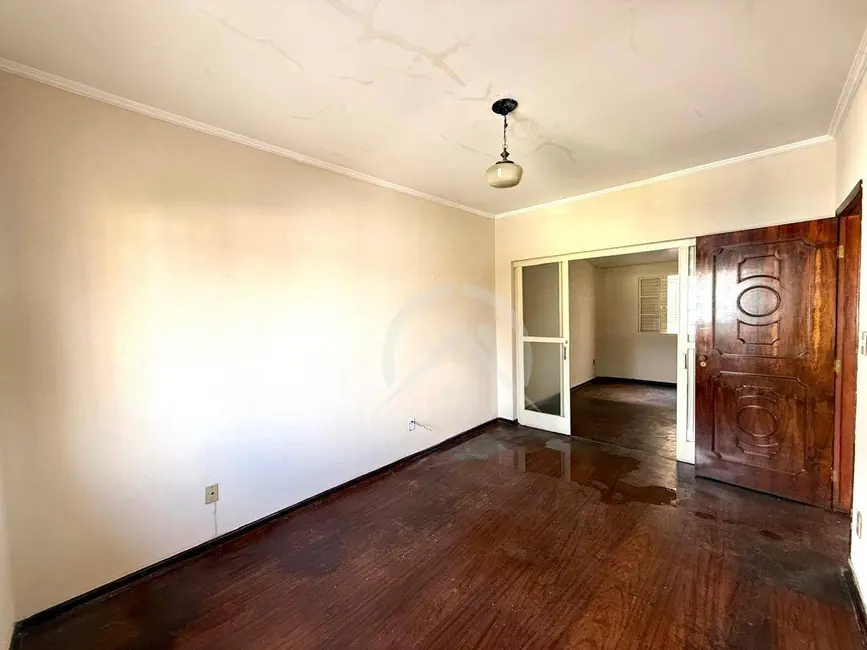 Foto 9 de Sobrado com 7 quartos para alugar, 410m2 em Centro, Atibaia - SP