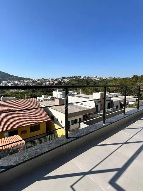 Foto 2 de Sobrado com 3 quartos à venda, 360m2 em Rio Abaixo, Atibaia - SP