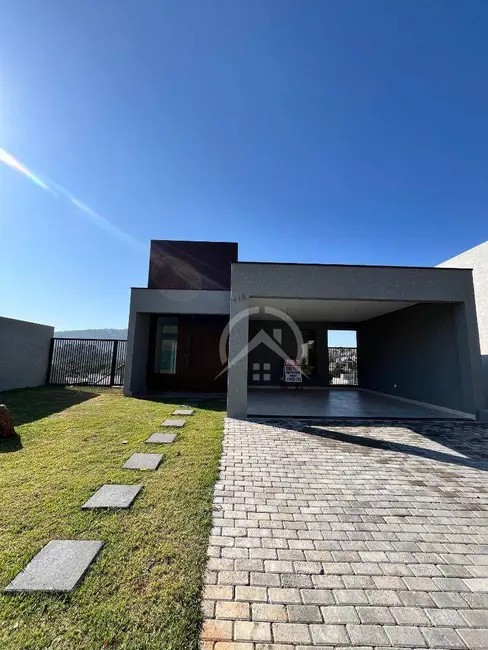 Foto 1 de Sobrado com 3 quartos à venda, 360m2 em Rio Abaixo, Atibaia - SP