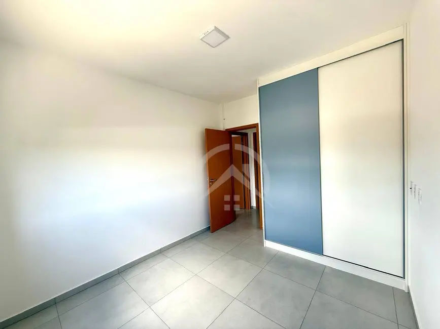 Apartamento com 2 quartos para alugar, 65m2 em Atibaia Jardim, Atibaia - SP - imagem 2 Foto 2 de Apartamento com 2 quartos para alugar, 65m2 em Atibaia Jardim, Atibaia - SP