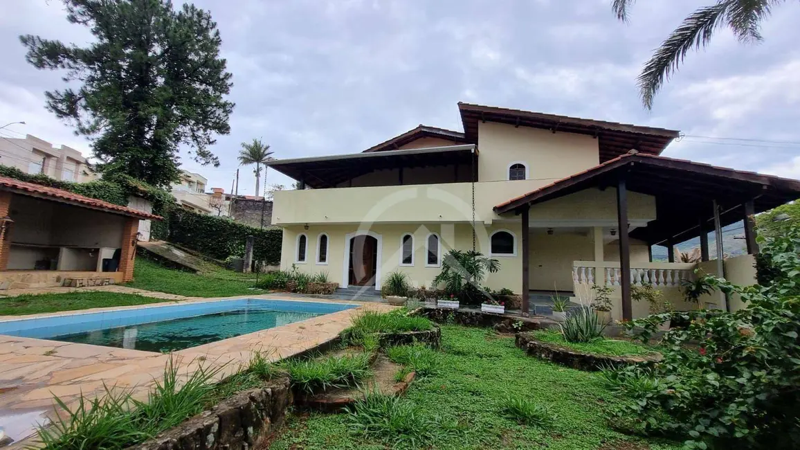 Foto 2 de Sobrado com 3 quartos à venda e para alugar, 303m2 em Recreio Maristela, Atibaia - SP