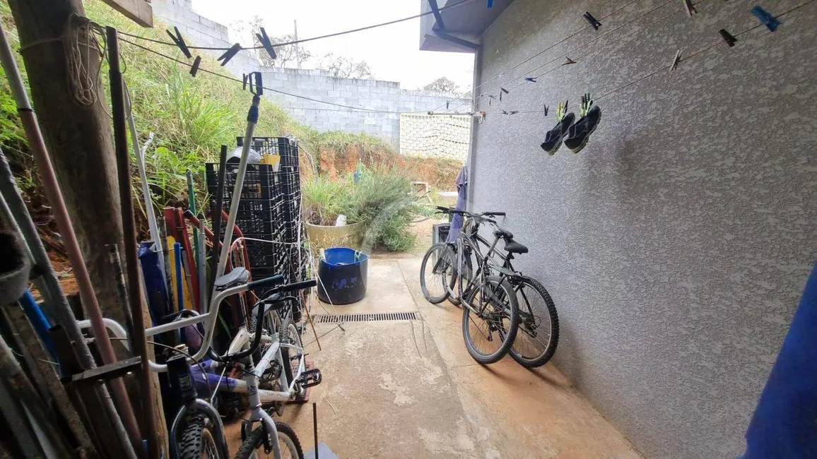 Sítio / Rancho com 6 quartos à venda, 1065m2 em Boa Vista, Atibaia - SP - imagem 2 Foto 2 de Sítio / Rancho com 6 quartos à venda, 1065m2 em Boa Vista, Atibaia - SP