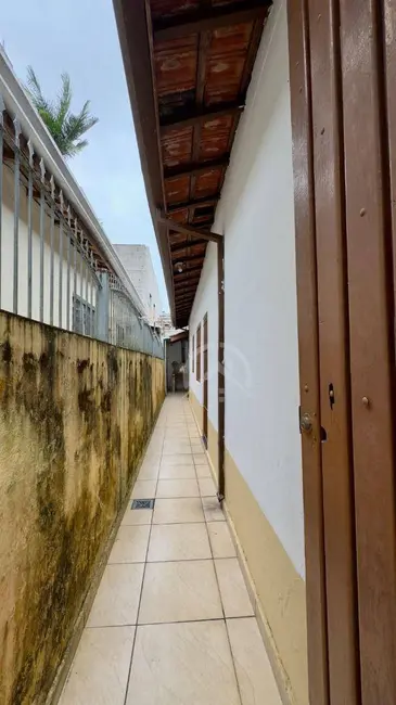 Foto 2 de Casa com 3 quartos à venda, 244m2 em Ubatuba - SP