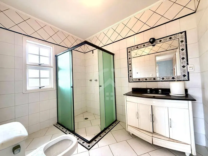 Foto 5 de Sobrado com 4 quartos à venda e para alugar, 660m2 em Condomínio Parque das Garças II, Atibaia - SP