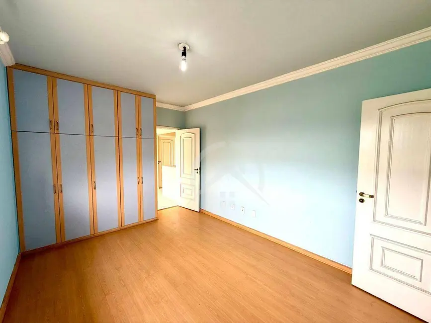 Foto 3 de Sobrado com 4 quartos à venda e para alugar, 660m2 em Condomínio Parque das Garças II, Atibaia - SP