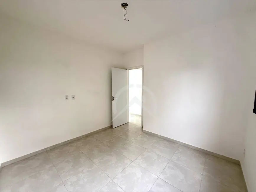 Foto 2 de Sobrado com 2 quartos para alugar, 86m2 em Jardim Santo Antônio, Atibaia - SP