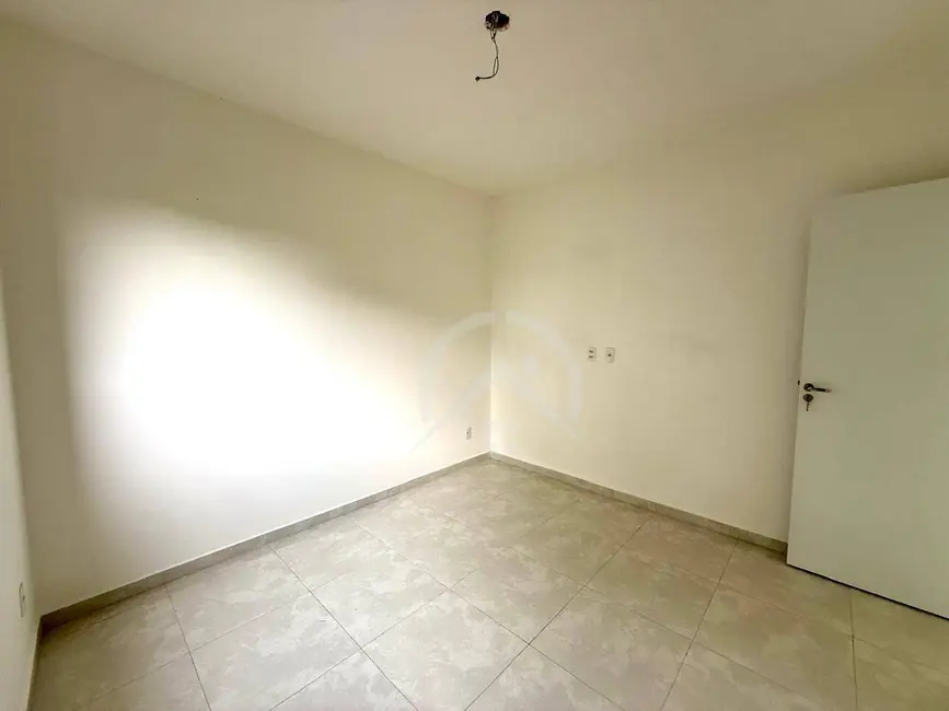 Foto 3 de Sobrado com 2 quartos para alugar, 86m2 em Jardim Santo Antônio, Atibaia - SP