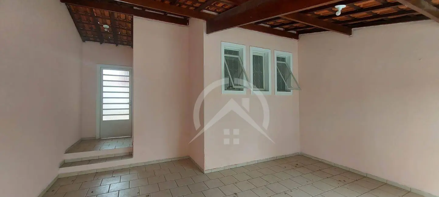 Foto 1 de Casa com 2 quartos à venda e para alugar, 127m2 em Centro, Atibaia - SP