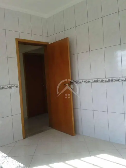 Foto 8 de Casa com 2 quartos para alugar, 100m2 em Jardim das Cerejeiras, Atibaia - SP