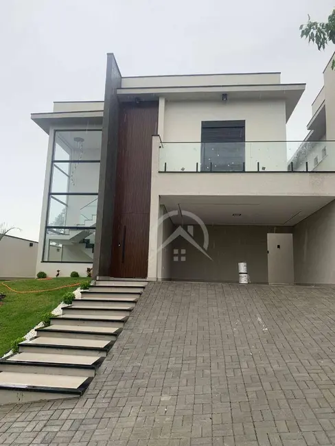 Sobrado com 3 quartos à venda, 350m2 em Rio Abaixo, Atibaia - SP - imagem 1 Foto 1 de Sobrado com 3 quartos à venda, 350m2 em Rio Abaixo, Atibaia - SP