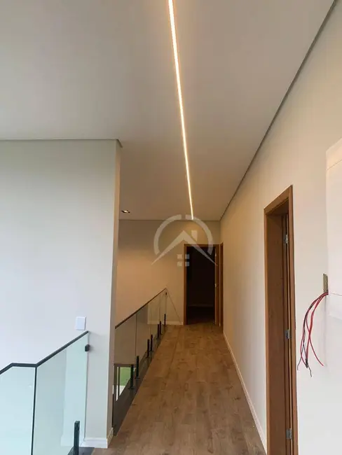 Sobrado com 3 quartos à venda, 350m2 em Rio Abaixo, Atibaia - SP - imagem 8 Foto 8 de Sobrado com 3 quartos à venda, 350m2 em Rio Abaixo, Atibaia - SP