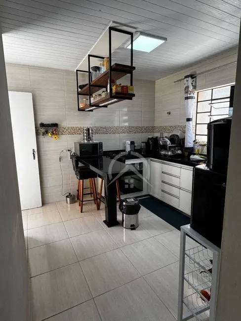 Casa com 2 quartos à venda, 225m2 em Atibaia Jardim, Atibaia - SP - imagem 6 Foto 6 de Casa com 2 quartos à venda, 225m2 em Atibaia Jardim, Atibaia - SP