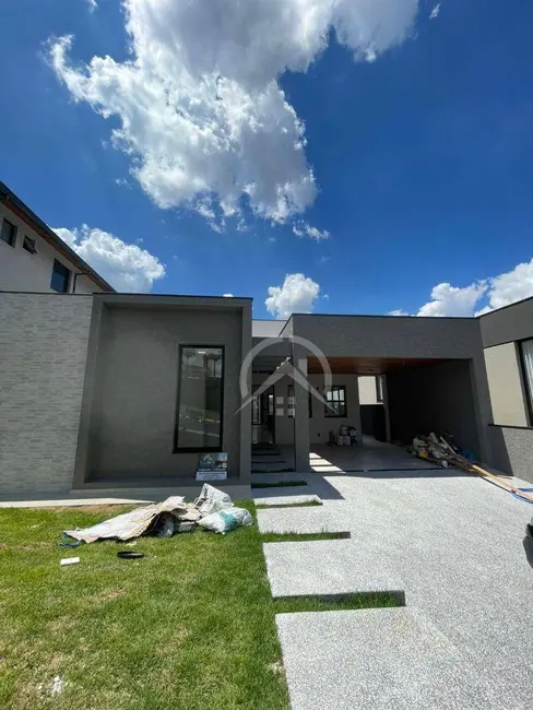 Foto 2 de Casa com 3 quartos à venda, 500m2 em Jardim Maristela, Atibaia - SP