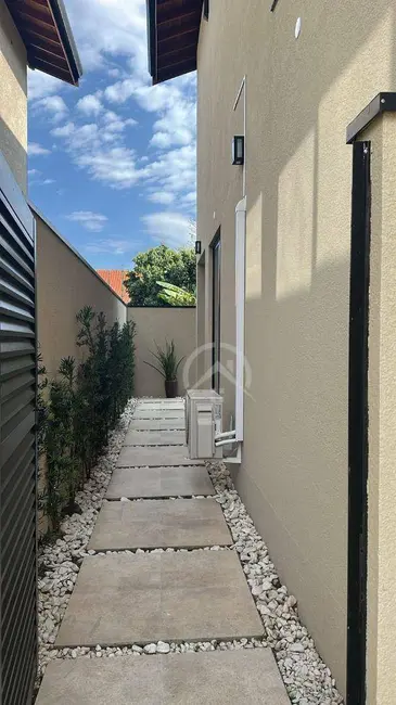 Foto 4 de Sobrado com 3 quartos para alugar, 290m2 em Jardim dos Pinheiros, Atibaia - SP