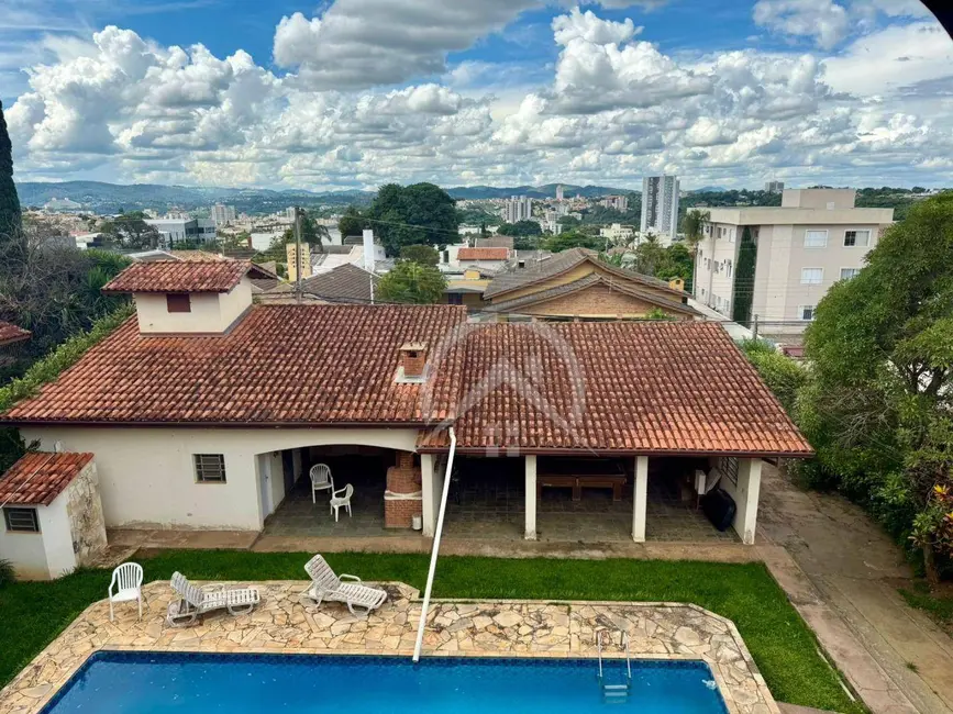 Foto 4 de Casa com 9 quartos à venda e para alugar, 1500m2 em Vila Esperia ou Giglio, Atibaia - SP