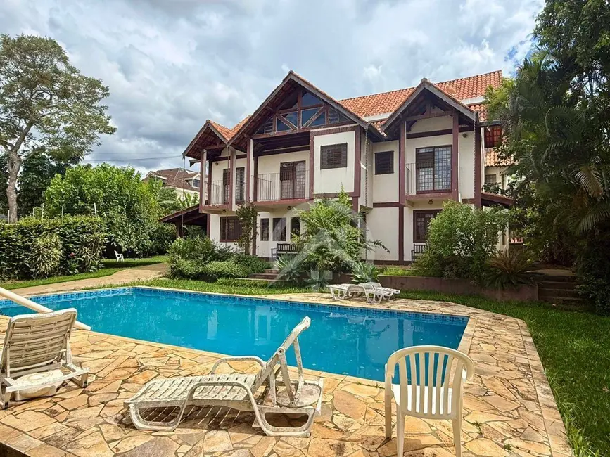 Foto 1 de Casa com 9 quartos à venda e para alugar, 1500m2 em Vila Esperia ou Giglio, Atibaia - SP