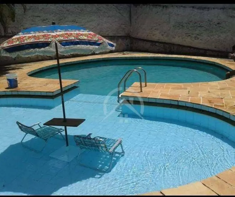 Foto 2 de Chácara com 3 quartos à venda, 1220m2 em Jardim Siriema, Atibaia - SP