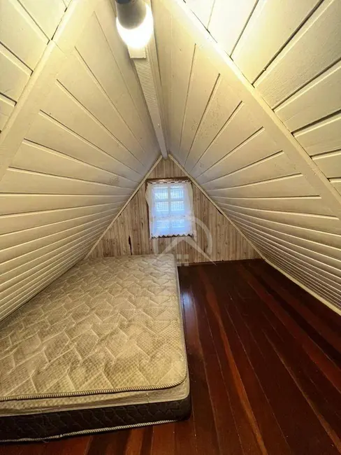 Foto 8 de Casa com 2 quartos à venda, 200m2 em Rio Abaixo, Atibaia - SP