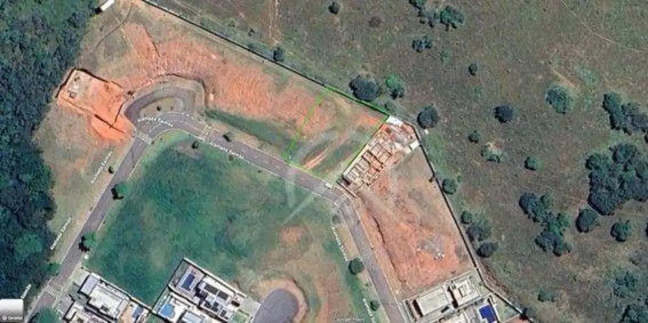 Foto 3 de Terreno / Lote à venda, 682m2 em Atibaia - SP