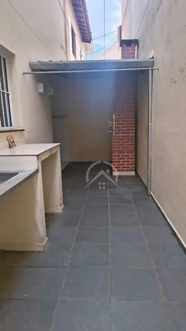 Foto 4 de Sobrado com 3 quartos para alugar, 125m2 em Jardim do Lago, Atibaia - SP