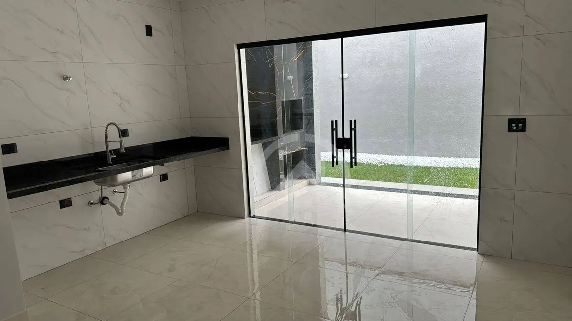 Foto 6 de Casa com 3 quartos à venda, 200m2 em Vila Petrópolis, Atibaia - SP