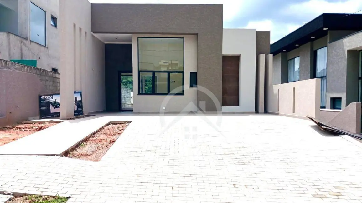 Foto 1 de Casa de Condomínio com 3 quartos à venda e para alugar, 360m2 em Rio Abaixo, Atibaia - SP