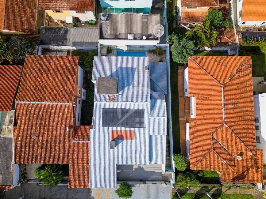 Foto 3 de Casa com 4 quartos à venda, 300m2 em Jardim Tapajós, Atibaia - SP